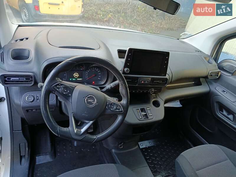 Вантажний фургон Opel Combo-e 2022 в Києві фото 13 Вантажний фургон Opel Combo-e 2022 в Києві