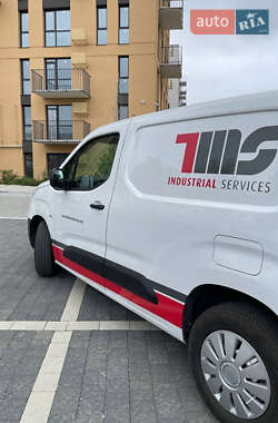 Универсал Opel Combo-e 2023 в Львове