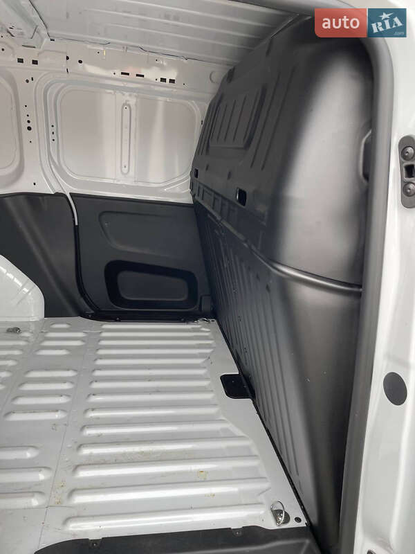 Універсал Opel Combo-e 2023 в Пустомитах фото 24 Універсал Opel Combo-e 2023 в Пустомитах