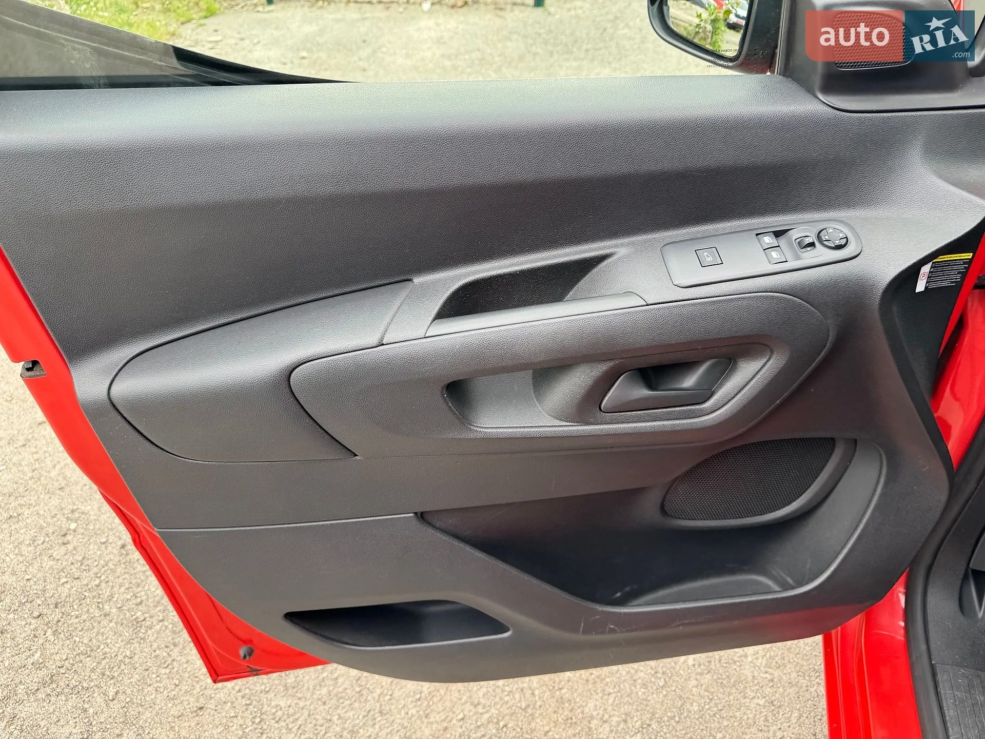 2022 Opel Combo - мініатюра 21