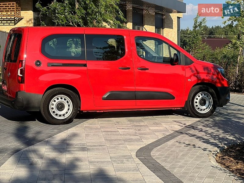 Грузовой фургон Opel Combo-e 2022 в Кропивницком