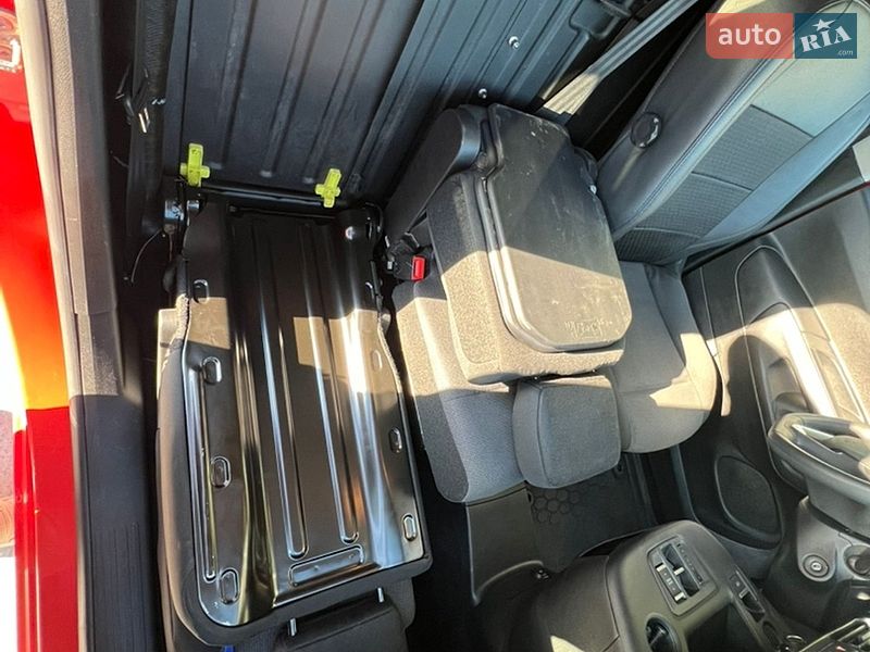 Грузовой фургон Opel Combo-e 2022 в Кропивницком