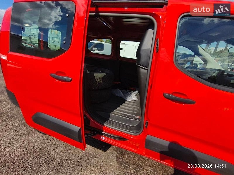 Вантажний фургон Opel Combo-e 2022 в Києві