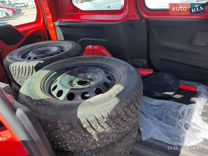 Грузовой фургон Opel Combo-e 2022 в Киеве фото 30 Грузовой фургон Opel Combo-e 2022 в Киеве