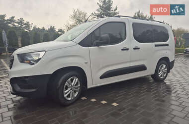 Минивэн Opel Combo Life 2022 в 