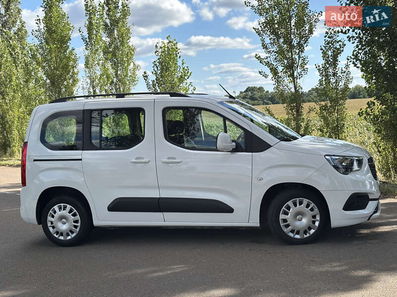 Минивэн Opel Combo Life 2019 в Барышевке фото 4 Минивэн Opel Combo Life 2019 в Барышевке