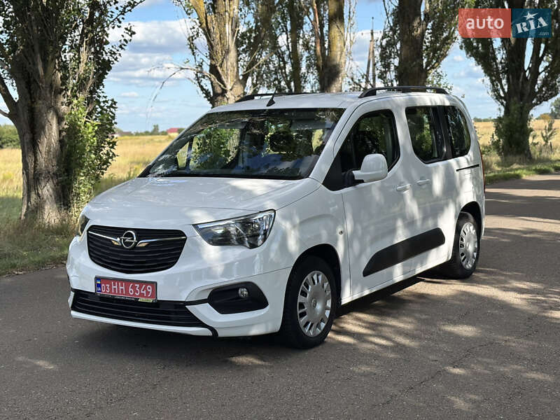 Минивэн Opel Combo Life 2019 в Барышевке фото 10 Минивэн Opel Combo Life 2019 в Барышевке