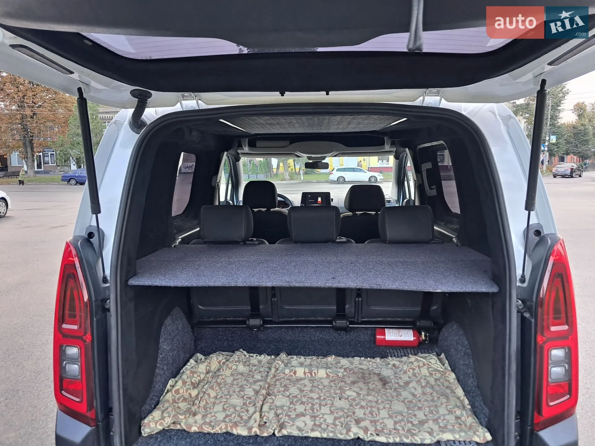 2022 Opel Combo - мініатюра 21