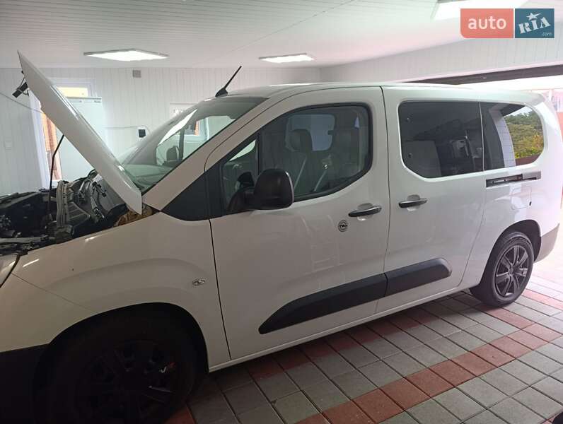 Минивэн Opel Combo Life 2021 в Киеве фото 5 Минивэн Opel Combo Life 2021 в Киеве