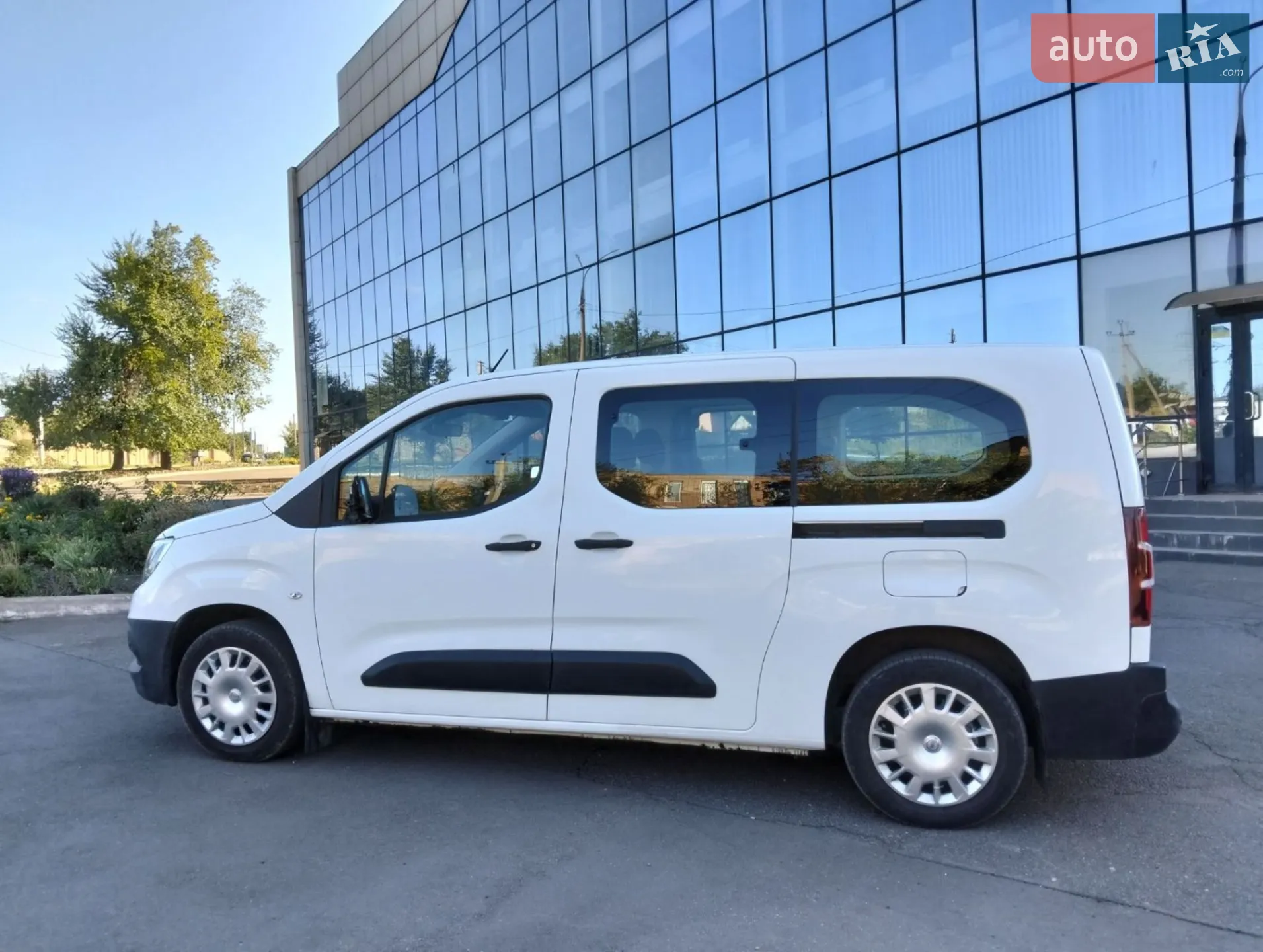 2021 Opel Combo - мініатюра 3