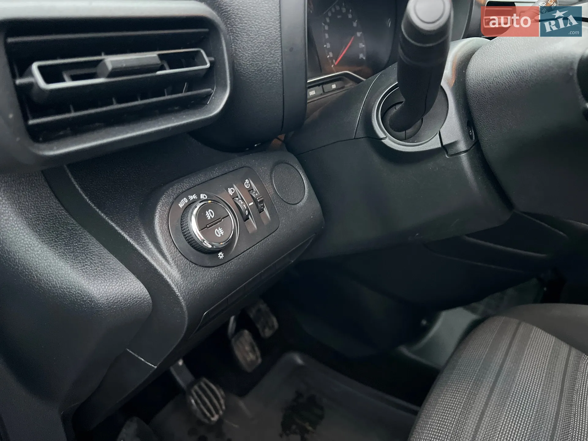 2019 Opel Combo - мініатюра 20