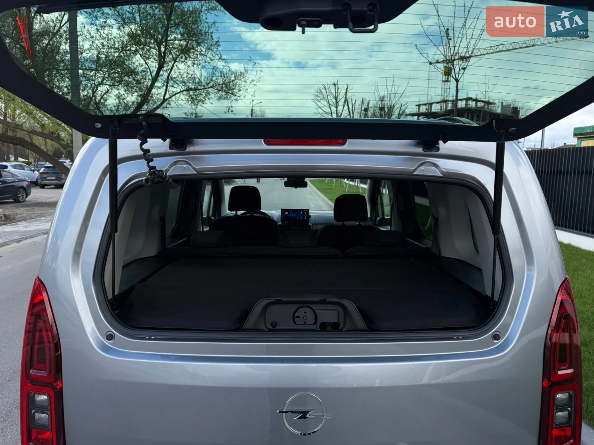2025 Opel Combo - мініатюра 37