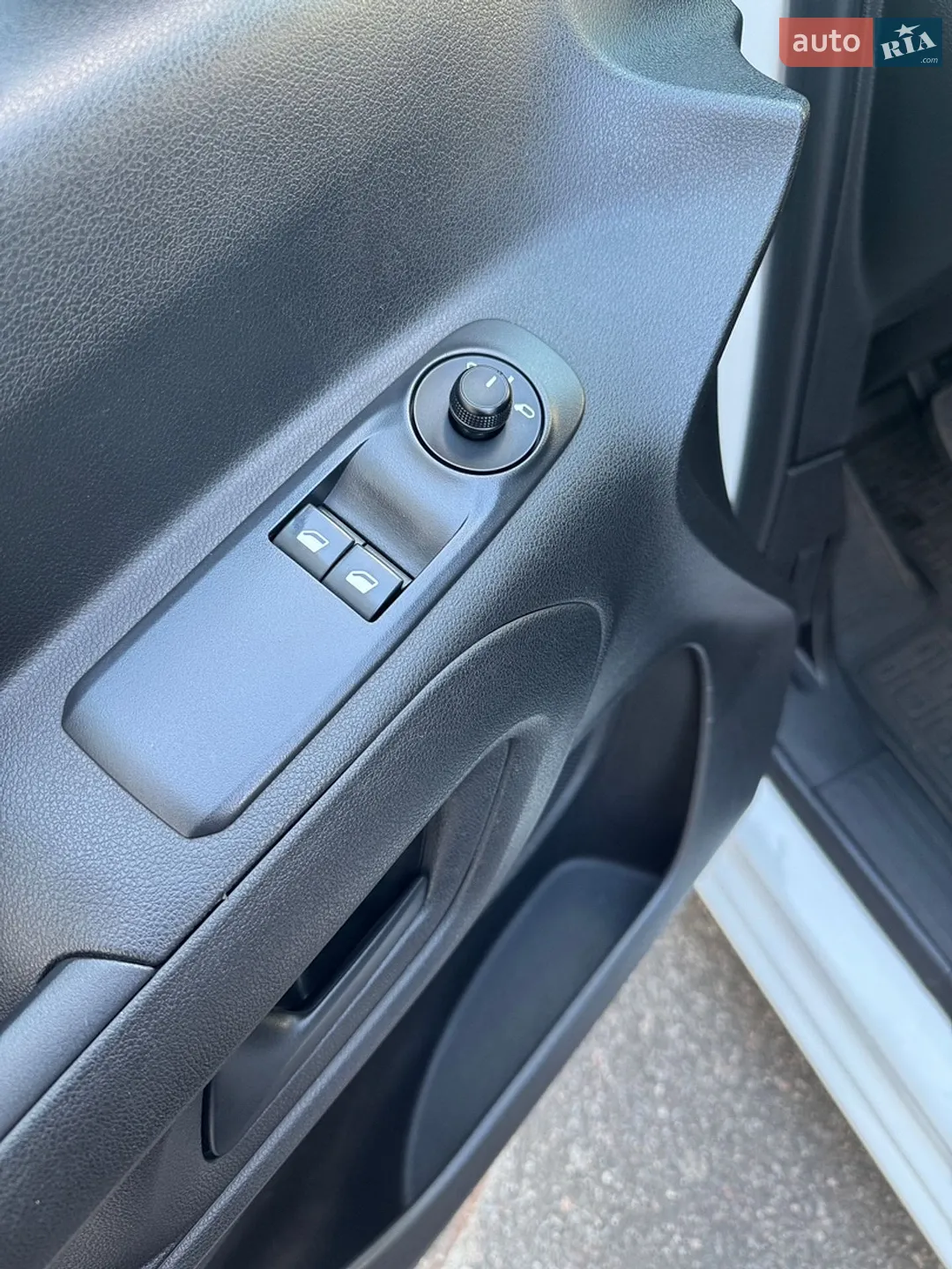 2021 Opel Combo - мініатюра 16