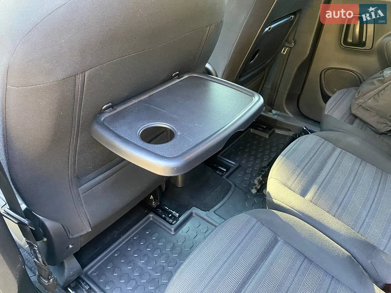2018 Opel Combo - мініатюра 36