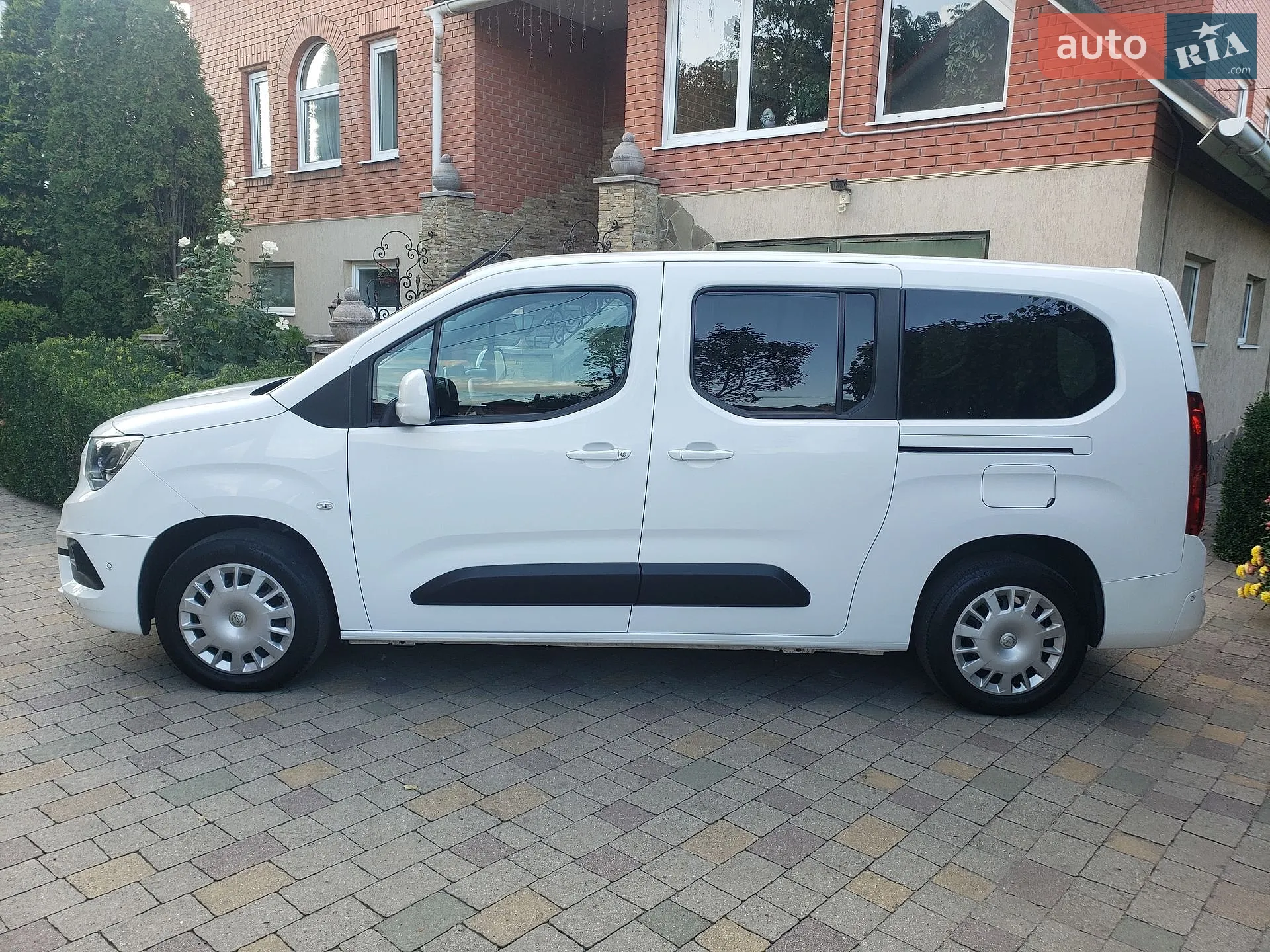 2020 Opel Combo - мініатюра 11