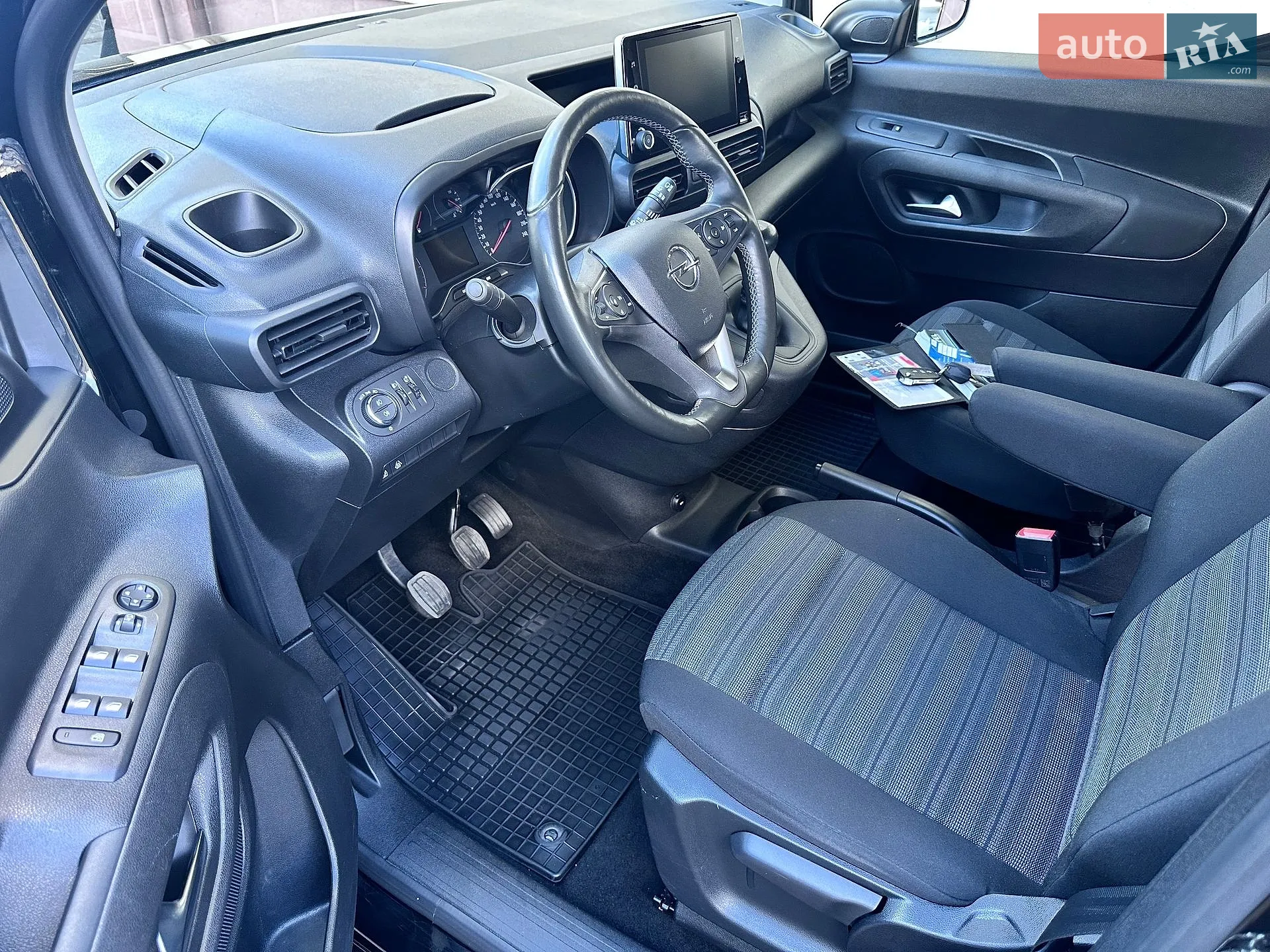 2020 Opel Combo - мініатюра 2