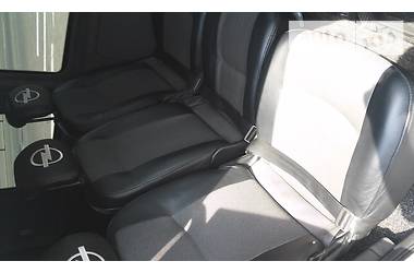 Грузопассажирский фургон Opel Combo 2008 в 
