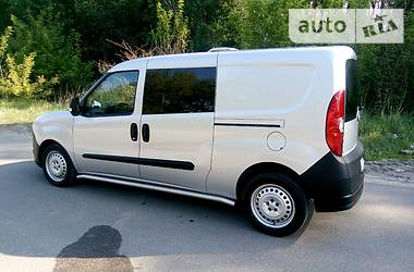 Вантажопасажирський фургон Opel Combo 2013 в Києві