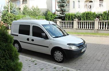 Универсал Opel Combo 2005 в Черновцах