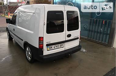 Грузопассажирский фургон Opel Combo 2006 в Ровно