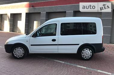 Другие легковые Opel Combo 2009 в Ивано-Франковске