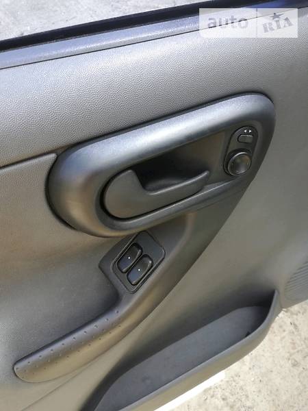 Мінівен Opel Combo 2003 в Києві