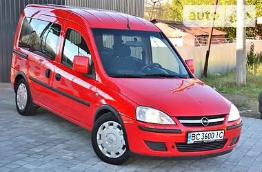 Минивэн Opel Combo 2007 в Дрогобыче