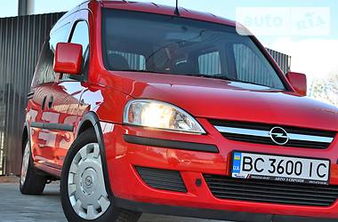 Минивэн Opel Combo 2007 в Дрогобыче