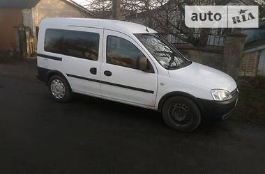 Хэтчбек Opel Combo 2008 в 