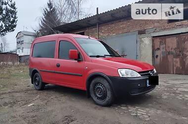 Грузопассажирский фургон Opel Combo 2006 в Дрогобыче