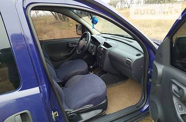 Минивэн Opel Combo 2006 в Могилев-Подольске