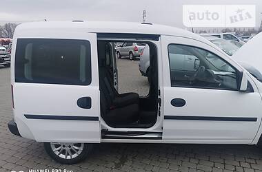Універсал Opel Combo 2011 в 