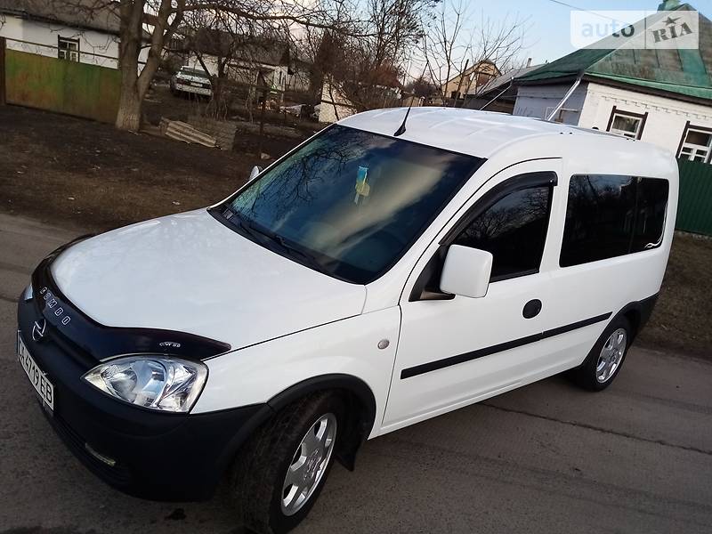 Opel Combo 2009 в Золотоноші