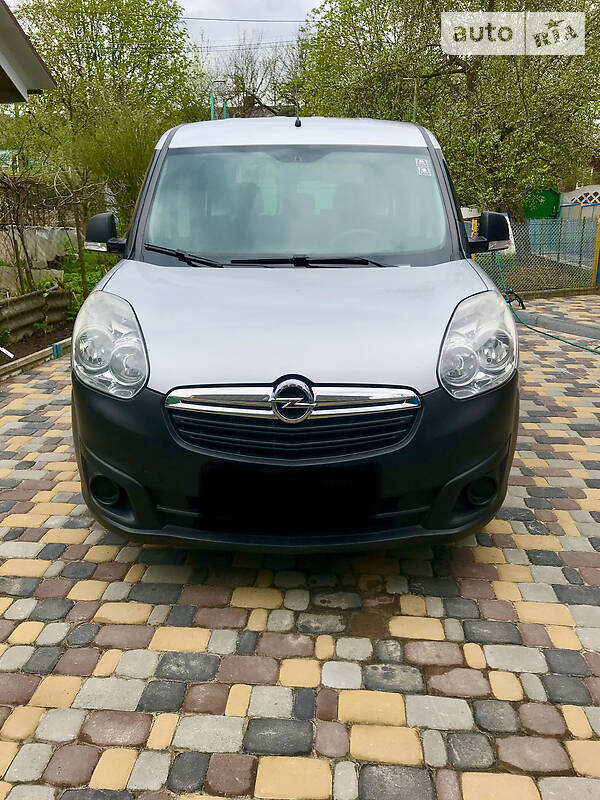 Мінівен Opel Combo 2013 в Рівному