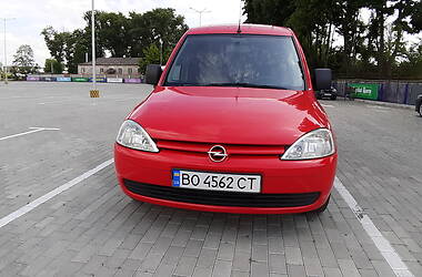 Універсал Opel Combo 2010 в Тернополі