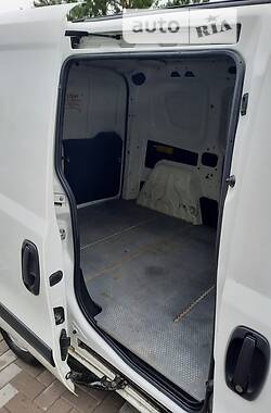 Вантажопасажирський фургон Opel Combo 2014 в Рівному