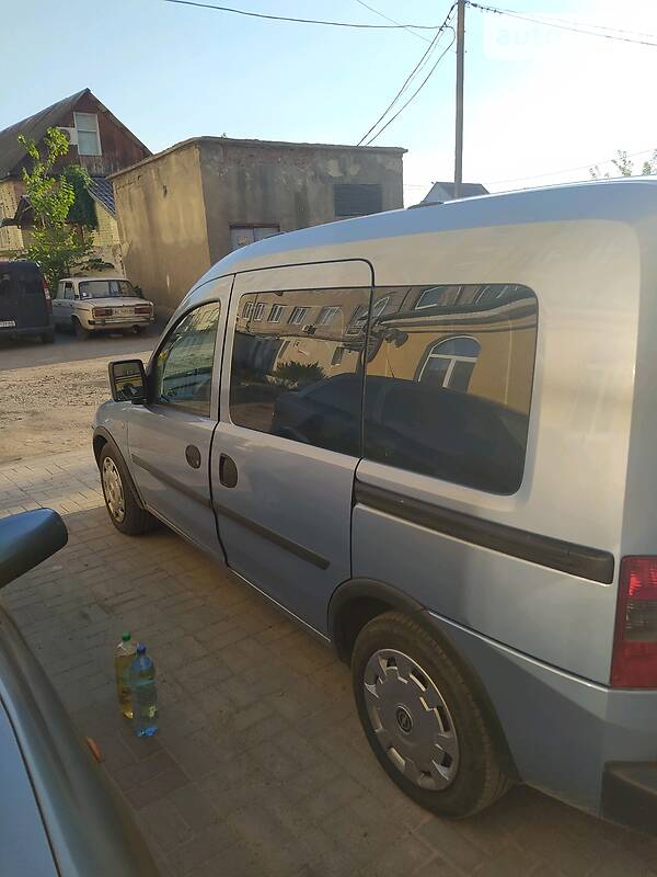 Мінівен Opel Combo 2007 в Луцьку