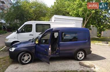 Мінівен Opel Combo 2004 в Заліщиках