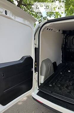 Вантажопасажирський фургон Opel Combo 2018 в Полтаві