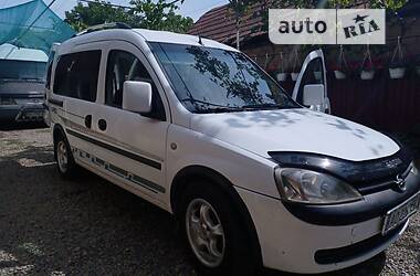 Минивэн Opel Combo 2005 в Виноградове
