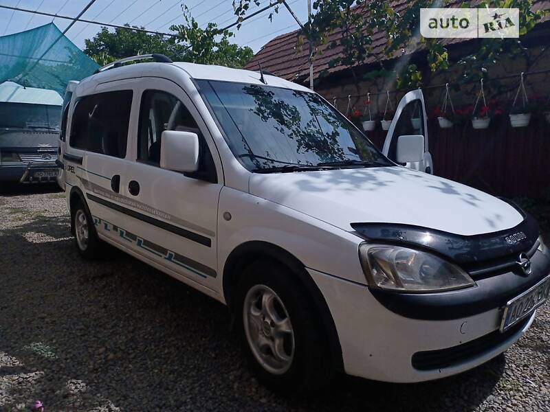 Opel Combo 2005