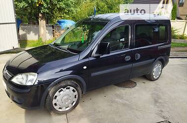 Универсал Opel Combo 2007 в Черновцах