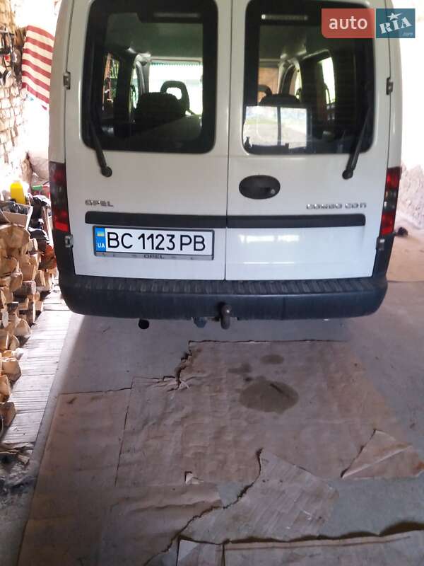 Минивэн Opel Combo 2007 в Турке