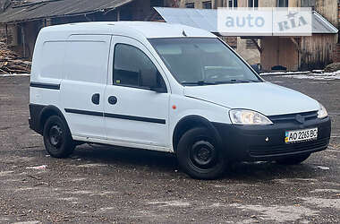 Грузовой фургон Opel Combo 2001 в Межгорье