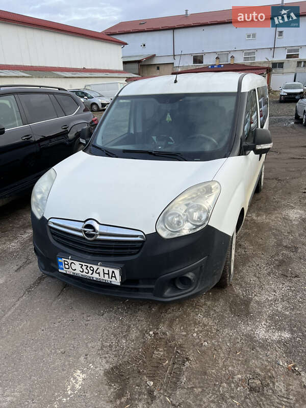 Opel Combo 2012