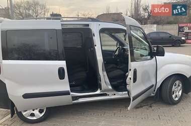 Минивэн Opel Combo 2012 в 