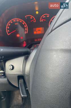 Минивэн Opel Combo 2012 в 