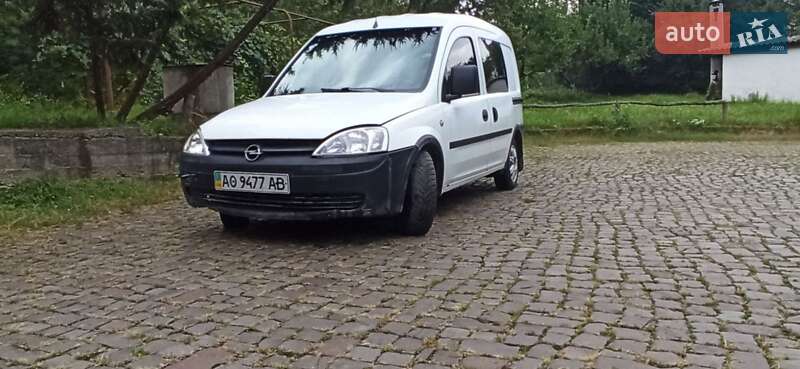 Минивэн Opel Combo 2003 в Тячеве