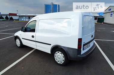 Грузовой фургон Opel Combo 2009 в 