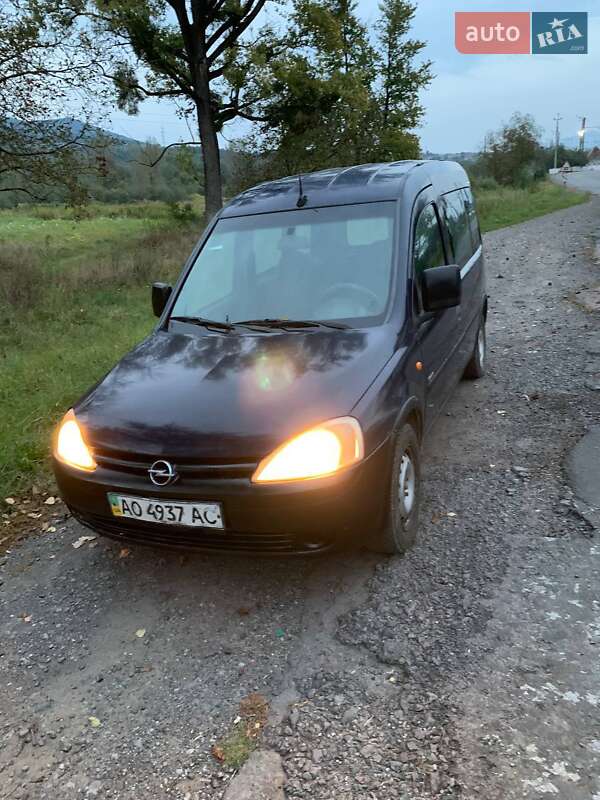 Мінівен Opel Combo 2002 в Сваляві фото 9 Мінівен Opel Combo 2002 в Сваляві